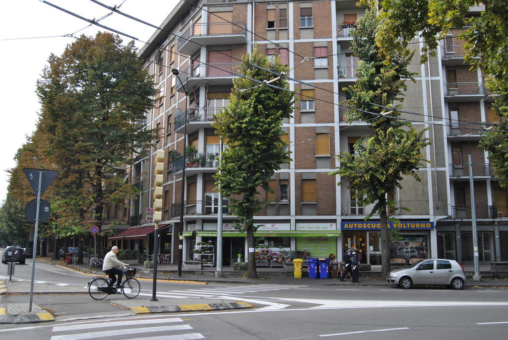 Lombardi Fleming Hotel Парма Екстериор снимка